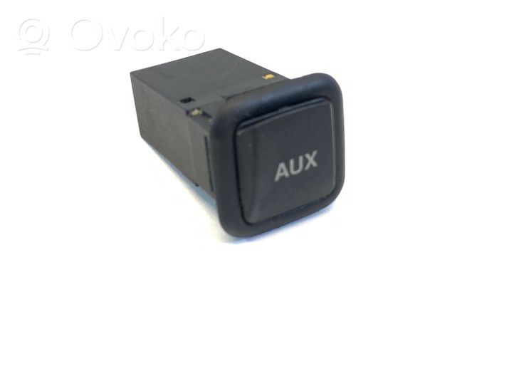 Seat Ibiza IV (6J,6P) Câble adaptateur AUX 6L0035475