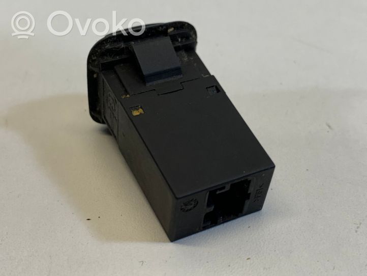 Seat Ibiza IV (6J,6P) Câble adaptateur AUX 6L0035475