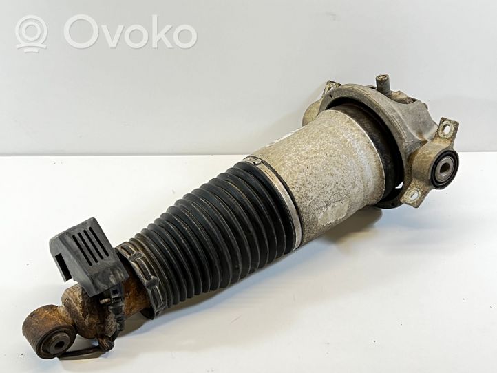 Volkswagen Touareg I Amortisseur de suspension pneumatique 7L6512022E