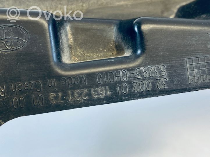 Toyota Aygo AB40 Panel mocowania chłodnicy / góra 532930H010