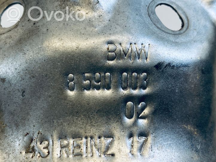 BMW 5 G30 G31 Muu moottoritilan osa 8590003