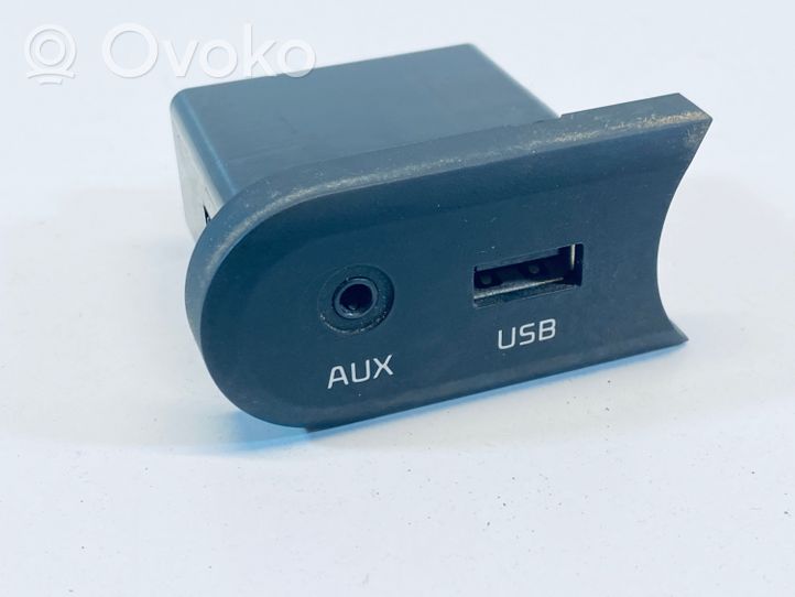 KIA Ceed Разъем USB 96120A2000