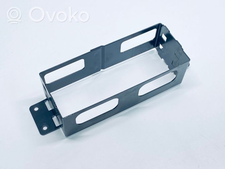 BMW 7 E65 E66 Supporto per l’unità di navigazione GPS 8385498