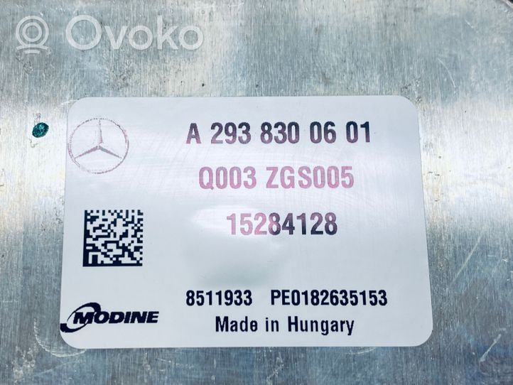 Mercedes-Benz EQC Jäähdyttimen lauhdutin (A/C) A2938300601