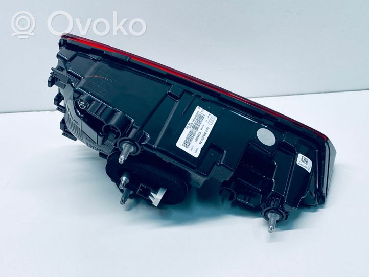 Audi A4 S4 B9 8W Takaluukun takavalot 8W5945076AA