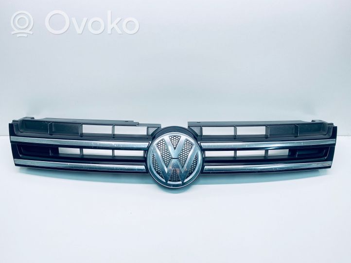 Volkswagen Touareg II Maskownica / Grill / Atrapa górna chłodnicy 7P6853651A