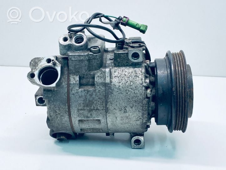 Audi A4 S4 B5 8D Kompresor / Sprężarka klimatyzacji A/C 8D0260808