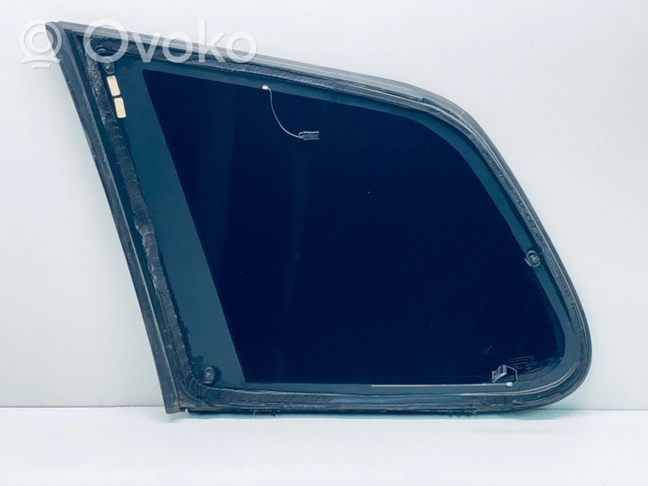 Volkswagen Touareg II Fenêtre latérale avant / vitre triangulaire 7P6845298S