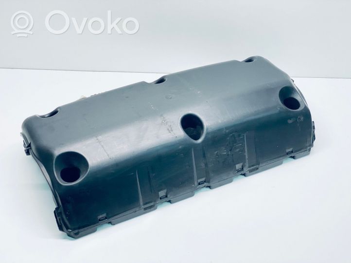 Volkswagen Touareg II Couvercle batterie 7P0819024