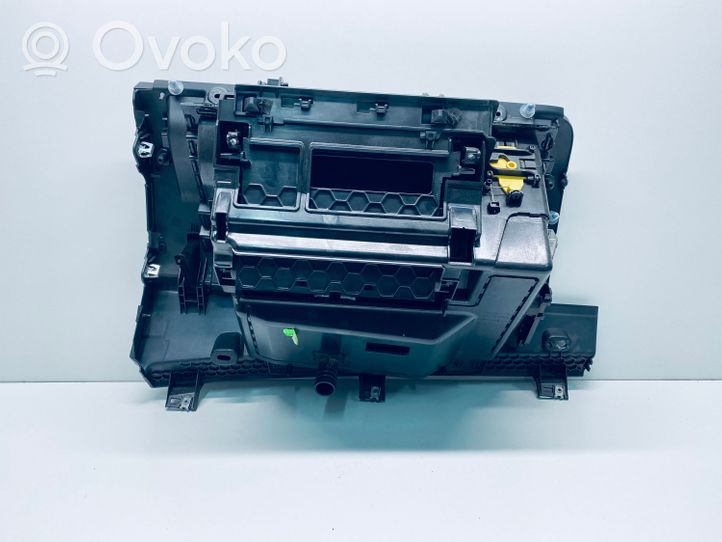 Volkswagen Touareg II Glove box set 7P1857122