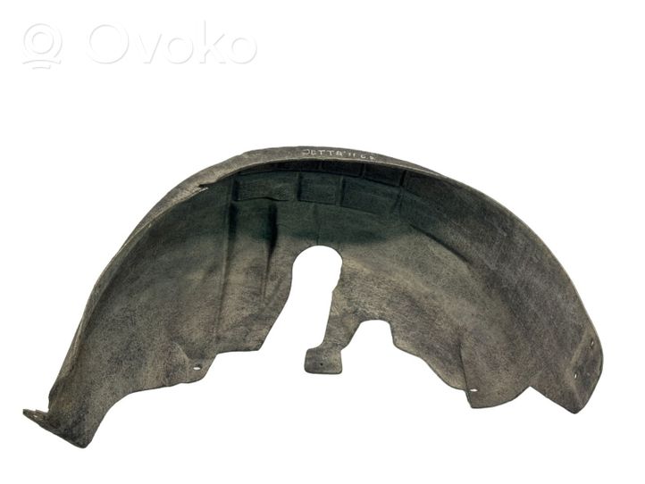 Volkswagen Jetta VI Rivestimento paraspruzzi parafango posteriore 5C6810972