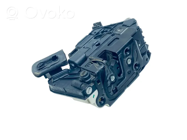 Volkswagen Jetta VI Rear door lock 5K4839015F