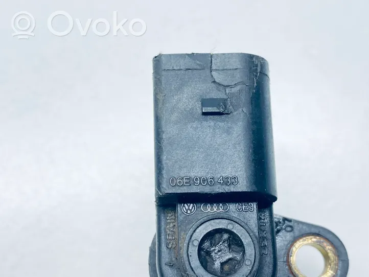 Audi A6 S6 C6 4F Kloķvārpstas stāvokļa sensors 06E906433