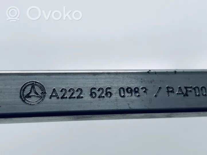 Mercedes-Benz S W222 Kita variklio skyriaus detalė A2226260983