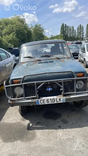 Lada Niva Tapón del depósito de combustible 