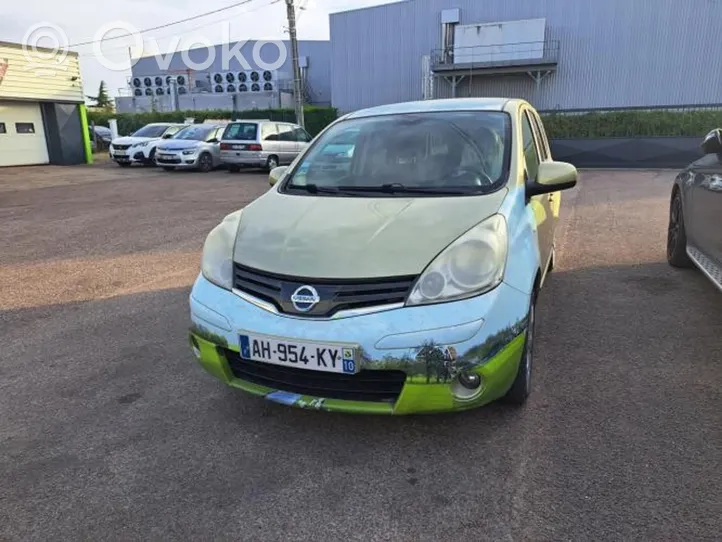 Nissan Note (E11) Takapyörän sisälokasuojat 767489U00A