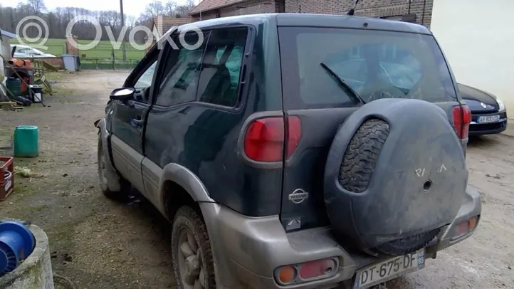 Nissan Terrano Muu ulkopuolen osa 