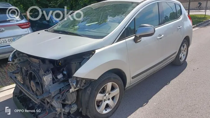 Peugeot 3008 I Takaluukun alaosan verhoilusarja 