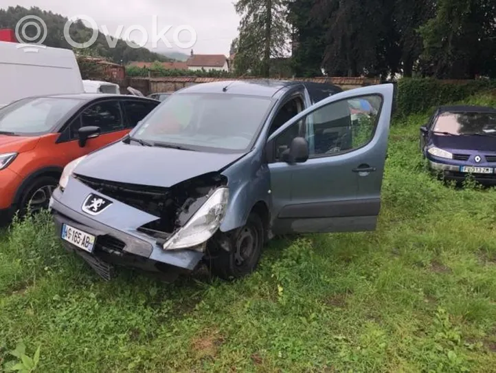 Peugeot Partner Elektrinių langų jungtukas 6490E2