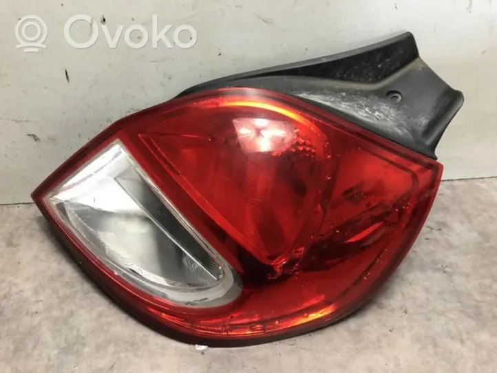 Renault Clio III Luci posteriori 8200886946