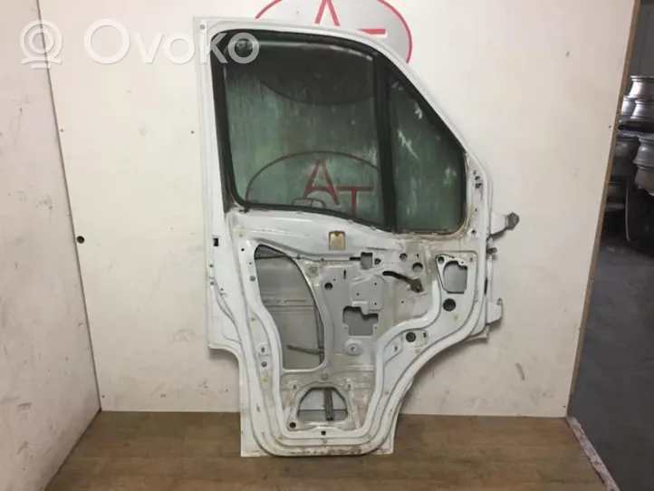 Renault Master II Porte avant 7751474636