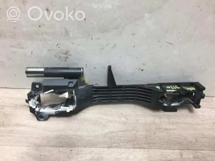 Subaru Impreza III Etuoven ulkokahva 61142FG000