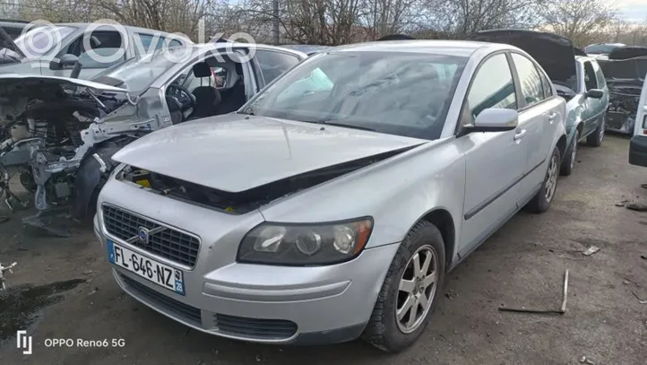 Volvo S40 Fuso a snodo con mozzo ruota anteriore 31212948