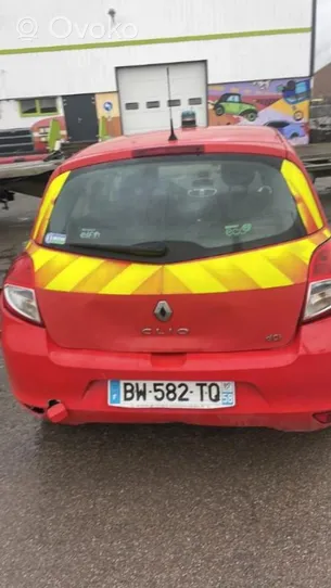 Renault Clio III Fibbia della cintura di sicurezza anteriore 8200750786