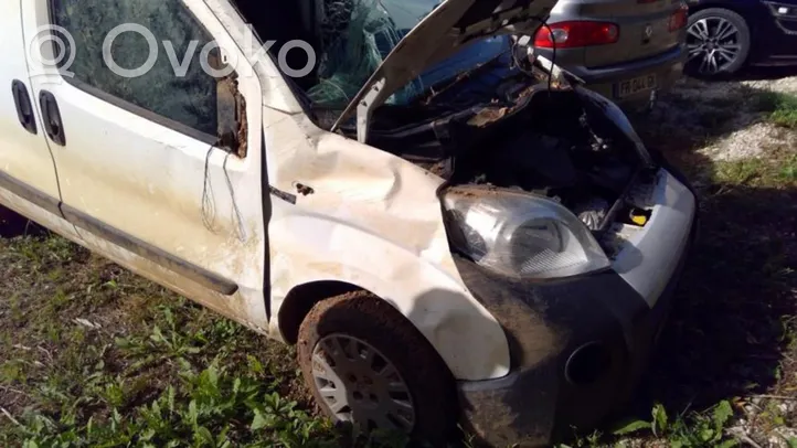 Peugeot Bipper Vitre de fenêtre porte avant (4 portes) 1631690380