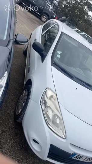 Renault Clio III Guarnizione in gomma portiera anteriore 8200428876