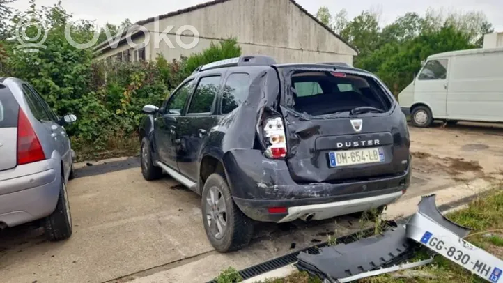 Dacia Duster Zawiasy pokrywy / maski silnika 