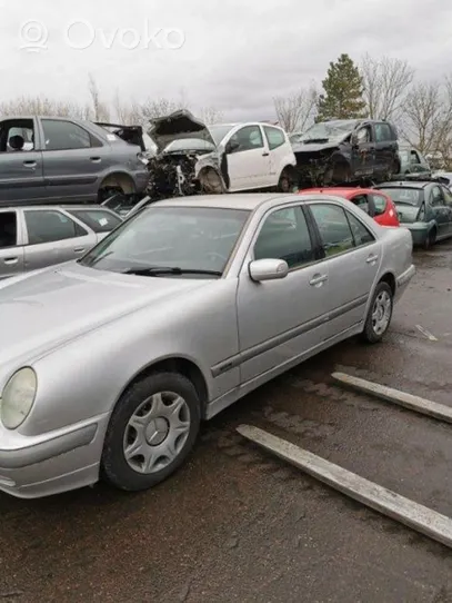 Mercedes-Benz E AMG W210 Etuovi 210720160528