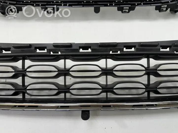 Citroen C4 II Maskownica / Grill / Atrapa górna chłodnicy 