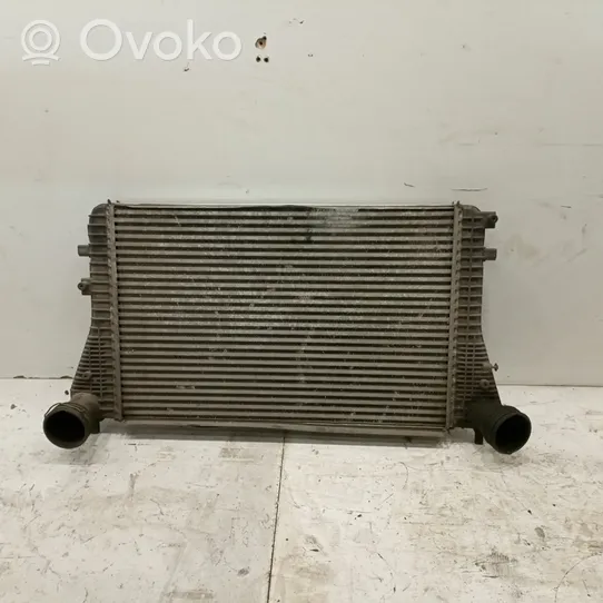 Volkswagen PASSAT CC Chłodnica powietrza doładowującego / Intercooler 