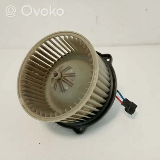 Toyota Avensis Verso Pečiuko ventiliatorius/ putikas 