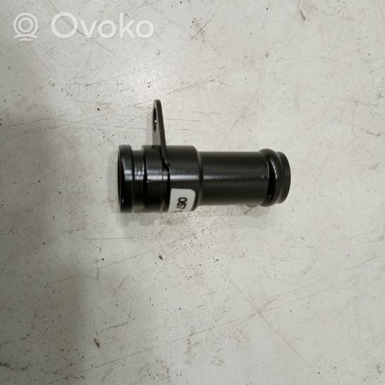 Audi Q7 4L Durite de refroidissement tube 