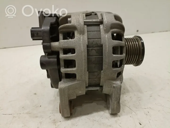 Renault Clio IV Alternator 