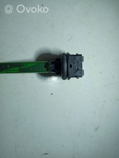 Audi A4 S4 B6 8E 8H Sensor Bewegungsmelder Alarmanlage 