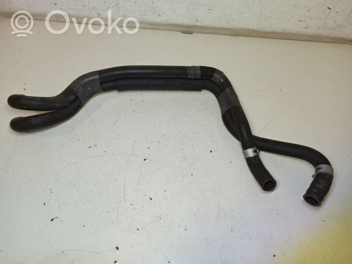 Mazda 3 III Durite de refroidissement tube 