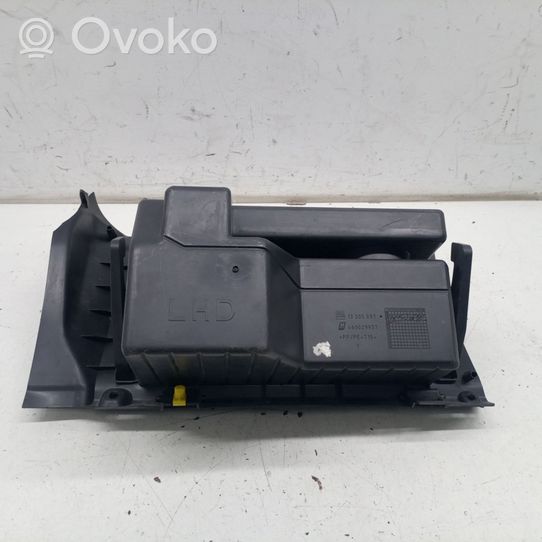 Opel Corsa D Panel drawer/shelf pad 