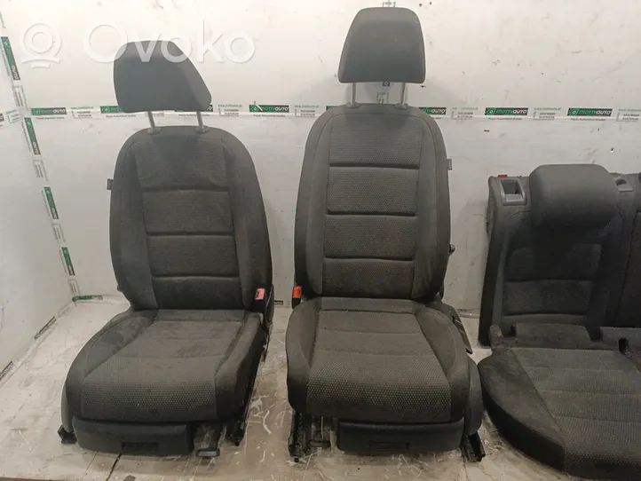 Volkswagen Golf VI Set di rivestimento sedili e portiere 