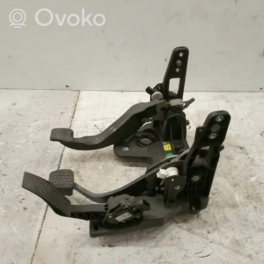 Chevrolet Orlando Pedal assembly 