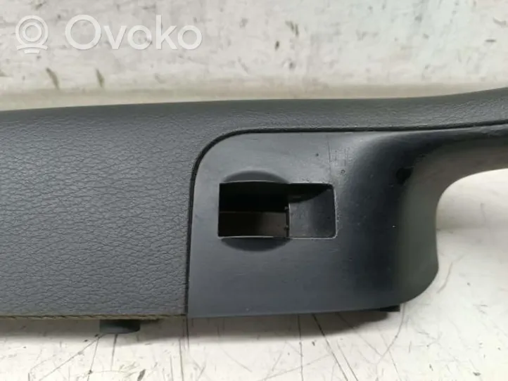 Audi A4 S4 B7 8E 8H Front door interior handle 