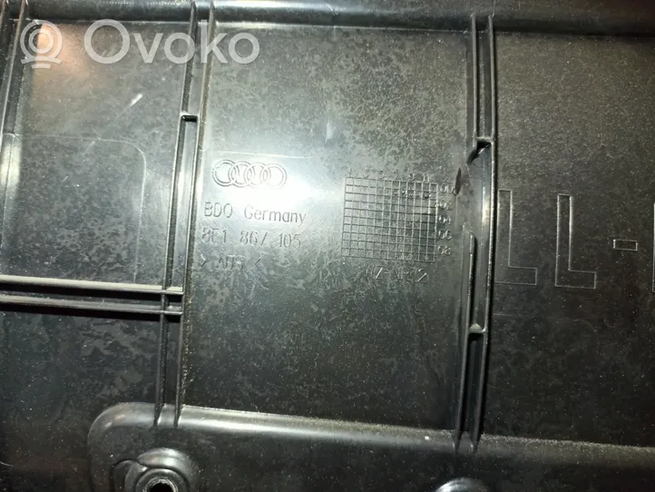 Audi A4 S4 B6 8E 8H Priekšējo durvju apdare 