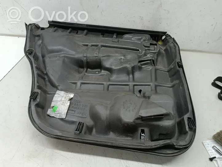 Audi A4 S4 B5 8D Takaoven verhoilu 