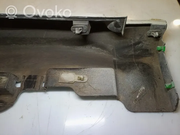 Volvo V40 Cross country Sill 