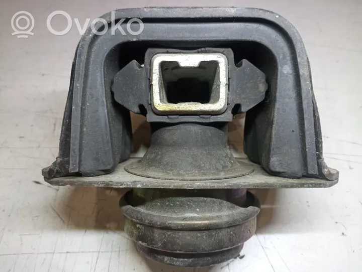 Citroen C4 I Engine mount bracket 