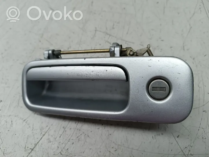 Volkswagen Golf IV Coupe door lock (next to the handle) 