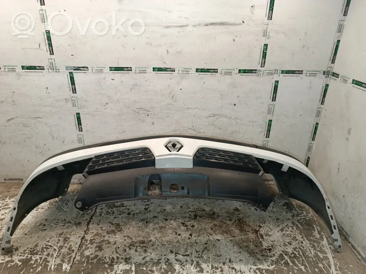 Renault Clio II Front bumper 