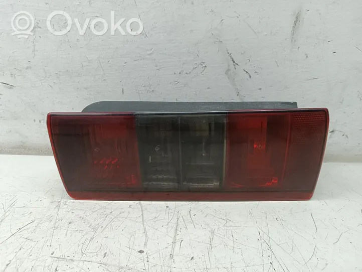 Opel Combo C Lampy tylnej klapy bagażnika 